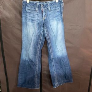 Ariat trouser 28r in good condition only selling due to them not fitting anymore